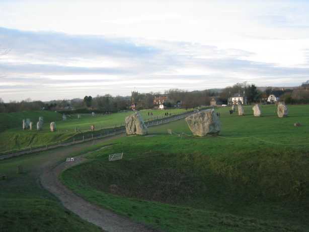 Avebury_ring.jpg