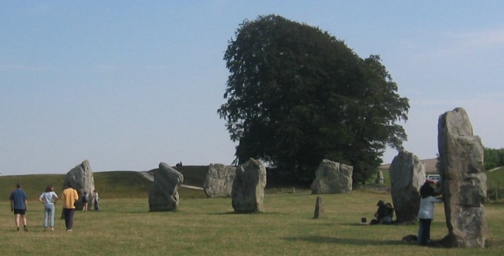 avebury_circle_1.jpg