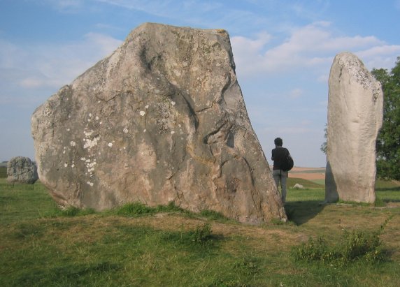 avebury_stone3.jpg