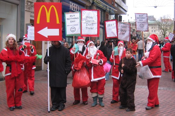 Buy Nothing Day Santas show solidarity with Mcdonalds workers :-)